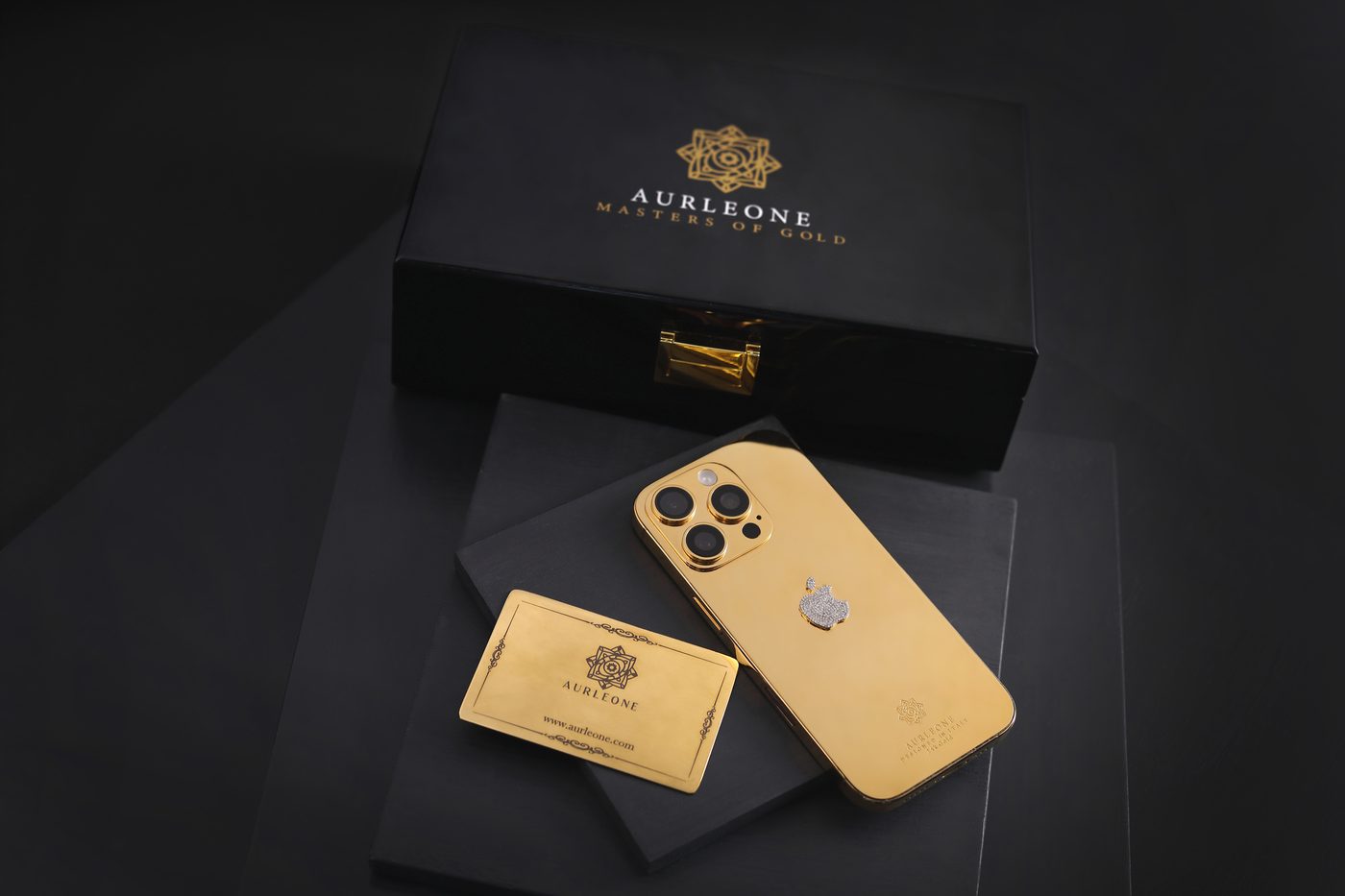 Aurleone gold iPhone with brand card and presentation box