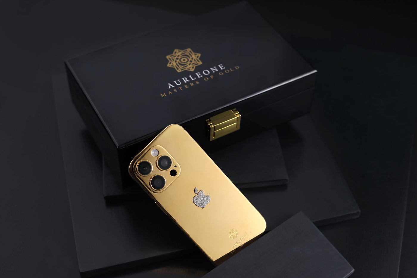 iPhone 16 Pro — With Presentation Box